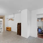 Vakantiehuis Maison 9 Personnes A Venthone, Sauna Et Vue