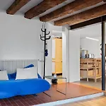 Maison 9 Personnes A Venthone, Sauna Et Vue Vakantiehuis