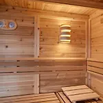 Maison 9 Personnes A Venthone, Sauna Et Vue Vakantiehuis *