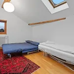Vakantiehuis Maison 9 Personnes A Venthone, Sauna Et Vue