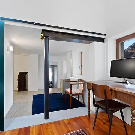 Maison 9 Personnes A Venthône, Sauna Et Vue Casa de Férias